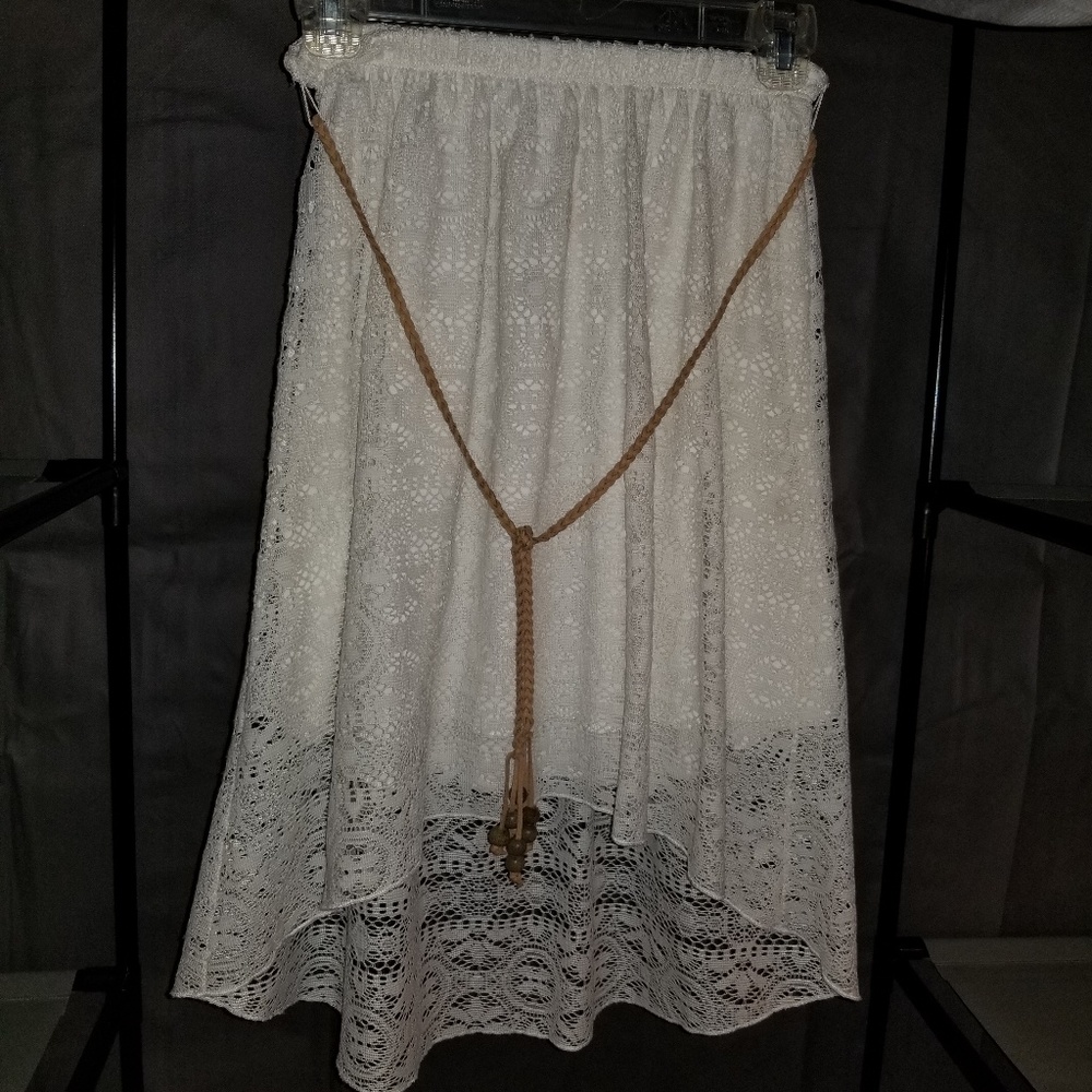 Long skirt with lace